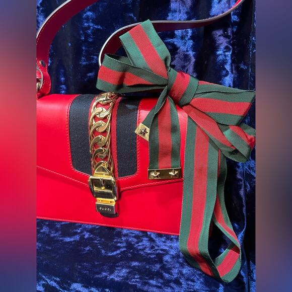 Gucci Sylvie Leather Shoulder Bag Red with suede interior. - Picture 2 of 7